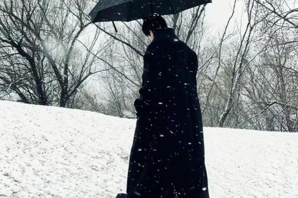 梦到下雪(梦到下雪是什么征兆 男性)