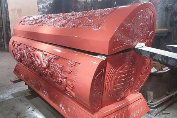 梦见棺材是什么预兆 男性(梦见棺材是什么预兆 男性周公解梦)